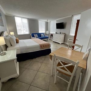 Studio Room Kitchenette